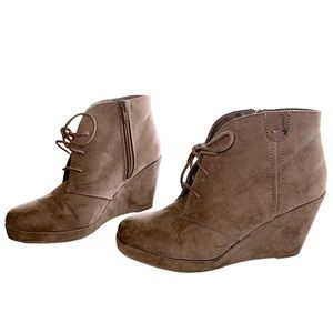 Tan Heeled Booties